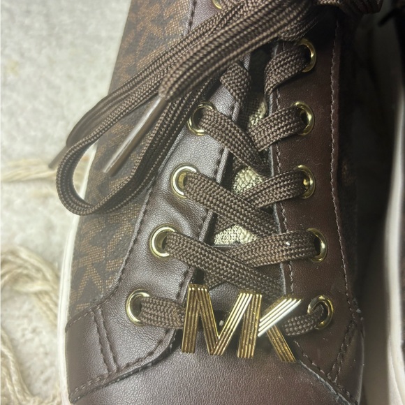 Michael Kors casual shoes - Picture 2 of 9